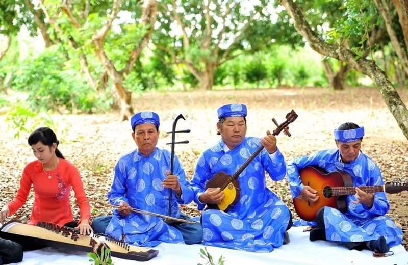 Đờn ca tài tử là nét đẹp lâu đời của người dân miền Tây sông nước 